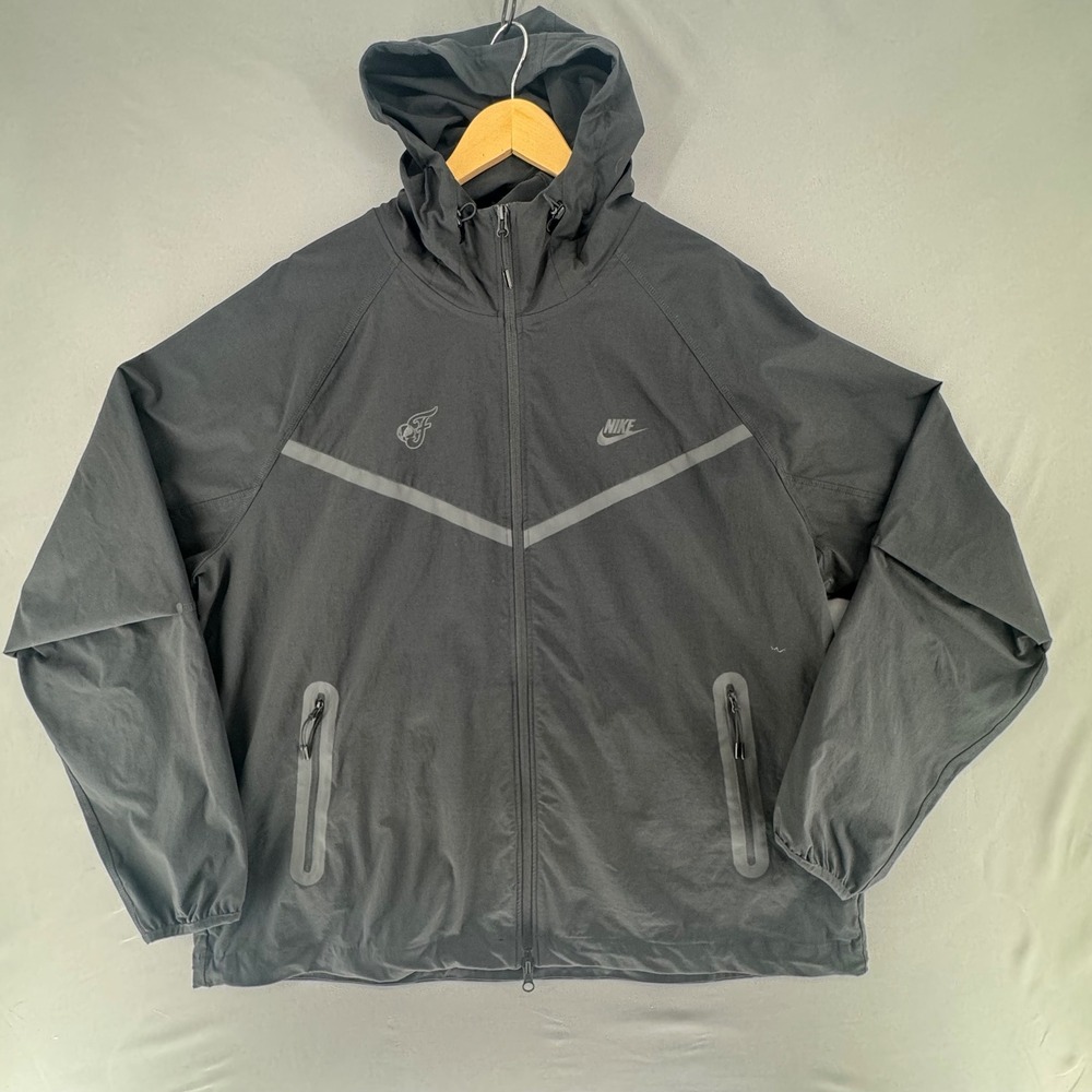 Nike Tech Woven Windrunner Jacket Men XL Black Indiana Fever WNBA HM7151-010